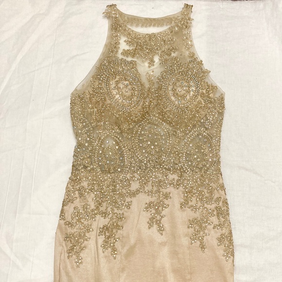 Champagne Sequined Gown Morilee By Madeline Gardner - Size 2 - Picture 5 of 16